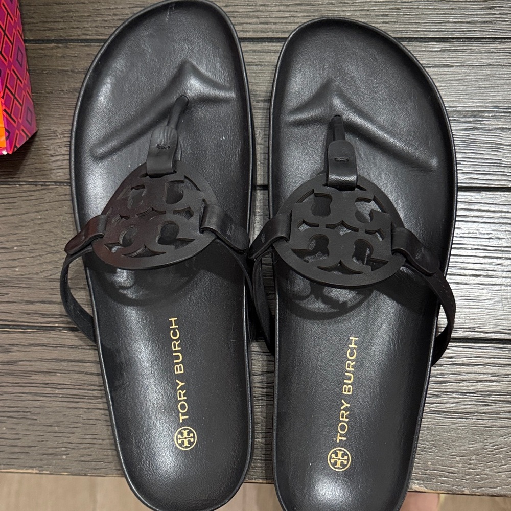 Tory Burch Miller Cloud Thong Sandals (size 12)